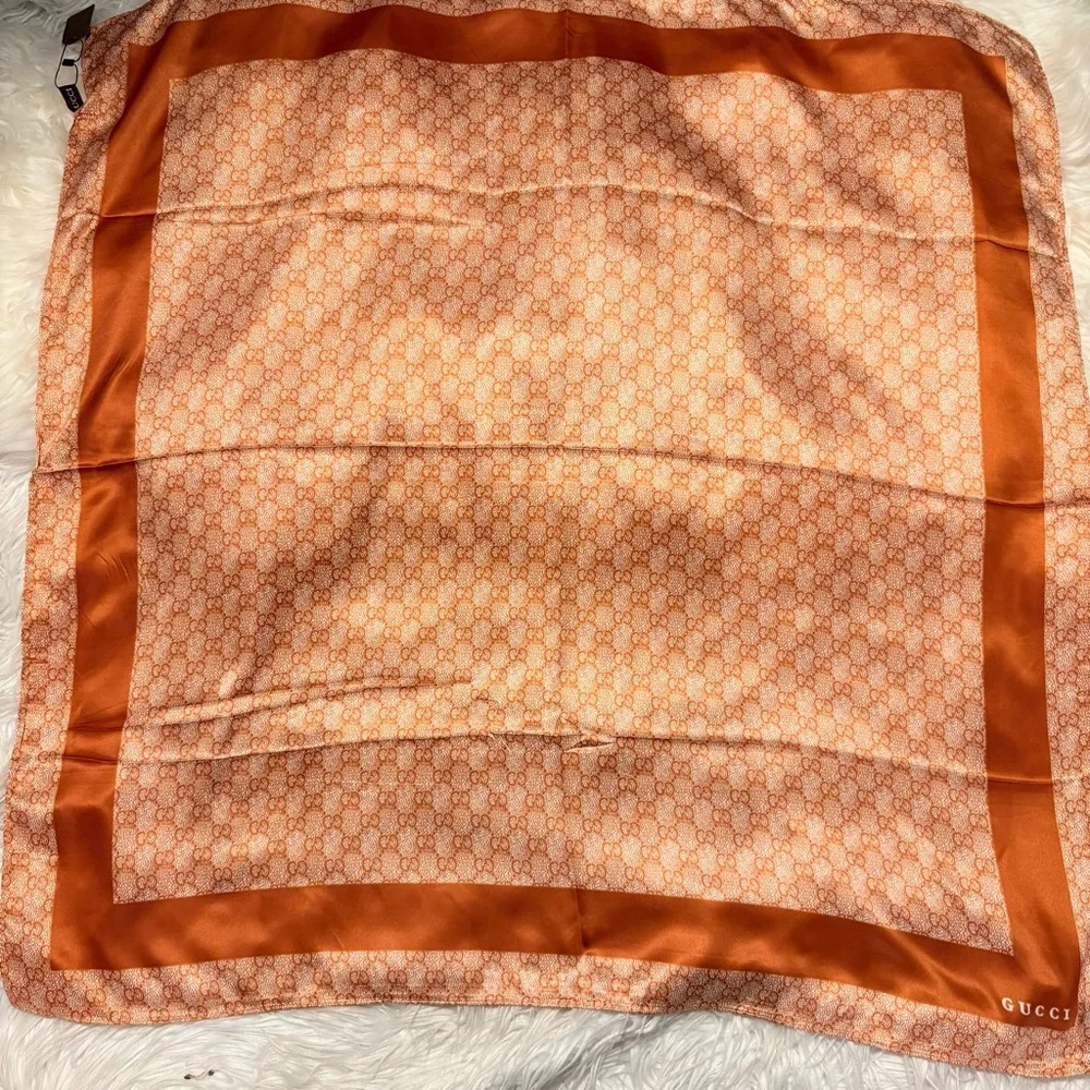 Gucci twill silky brown scarf 35x35 ‼️LAST ONE LEFT